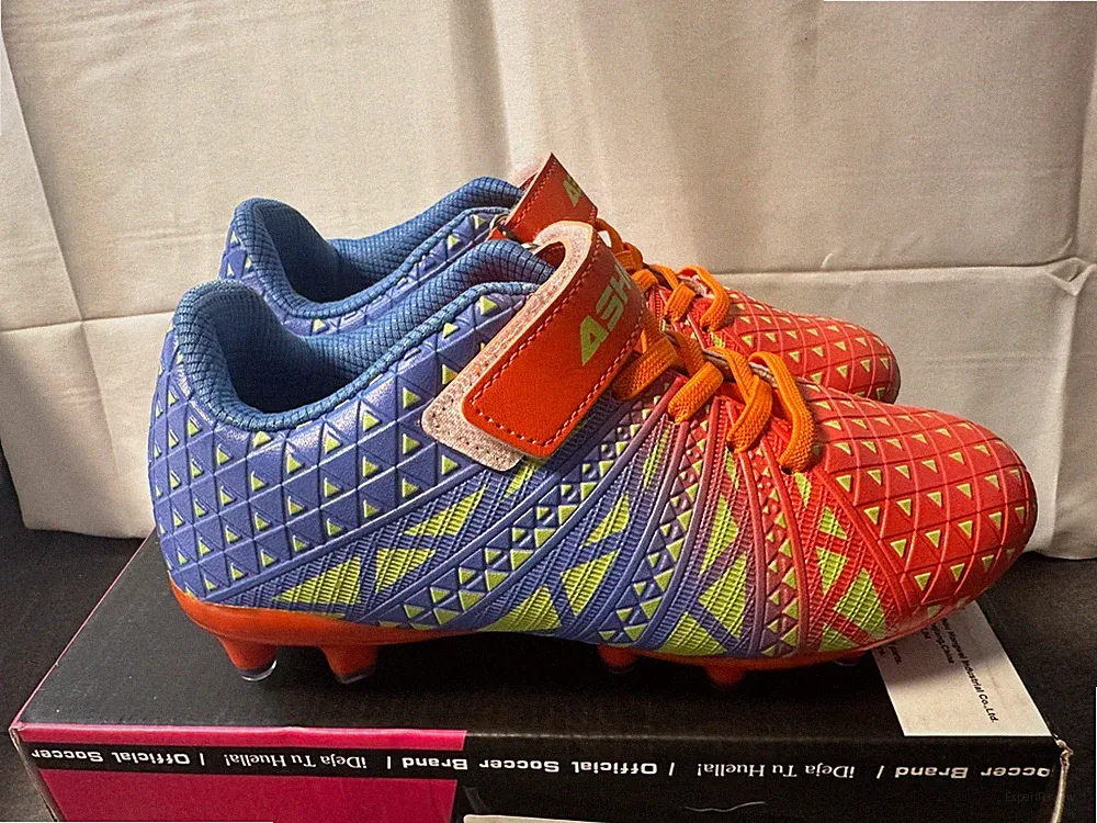 NEW Soccer Cleats Shoes Youth 35/US 3.5 orange/blue