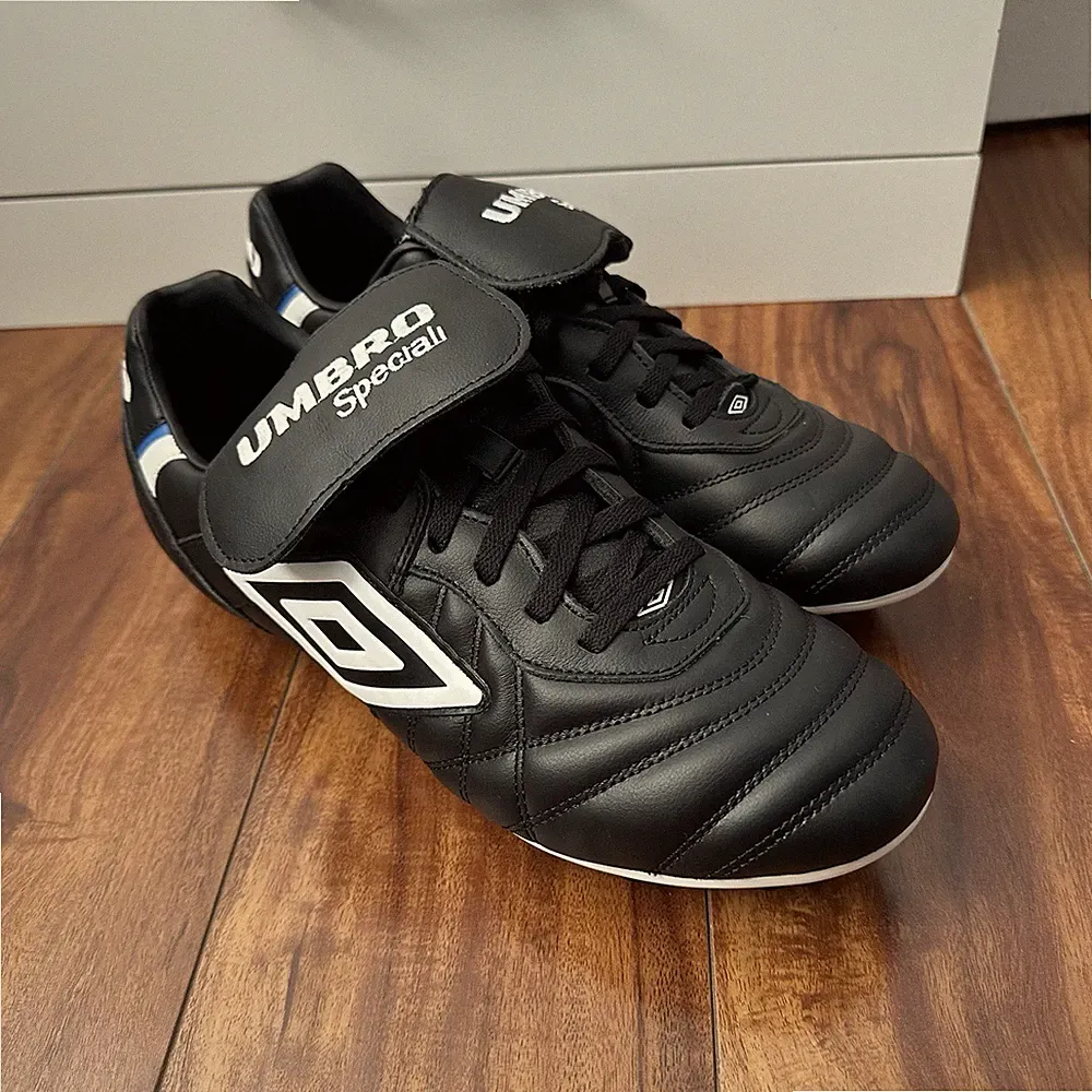 Umbro Flat