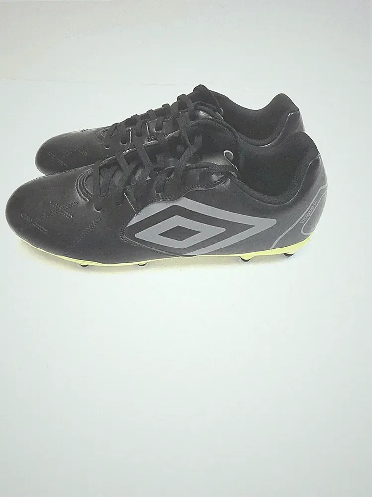 New UMBRO Tocco II Pro SG Men's Size 13 Leather Soccer Cleats