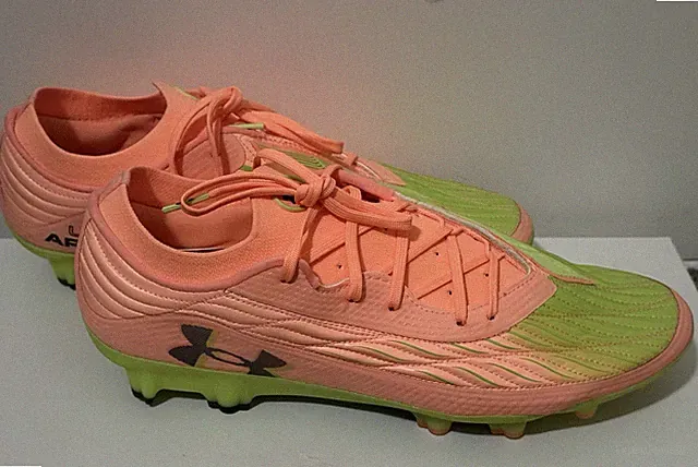 NEW w Box Under Armour Magnetico Elite 4 FG Soccer Cleats Men’s 10 Retail $250