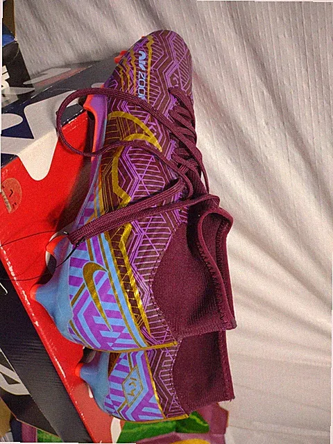 New with box Nike Zoom Mercurial SuperFly Soccer Cleat - Kids size 6 + freebies