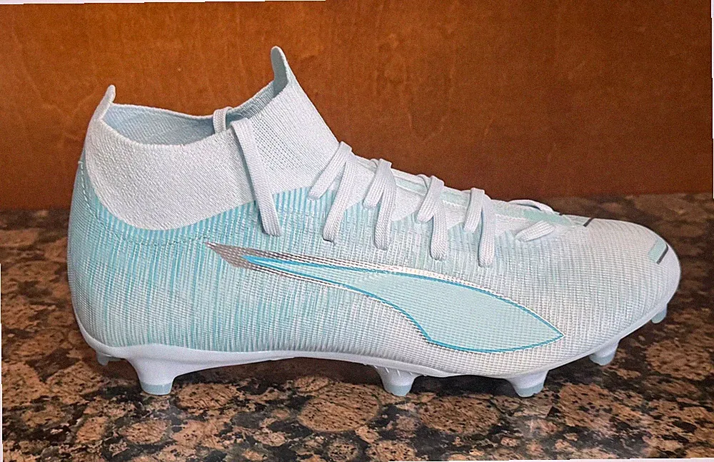 New! Womens PUMA ULTRA 5 MATCH + FG/AG 'LIGHT UP' SOCCER CLEATS ICY BLUE/AQUA