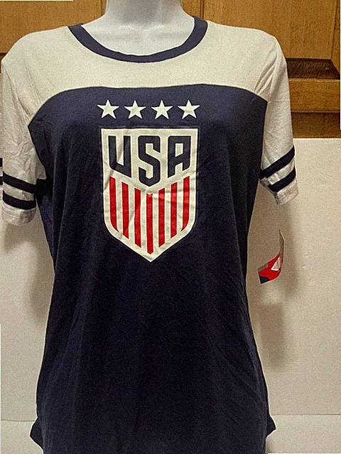 New Womens USA Soccer Shirt Size Medium