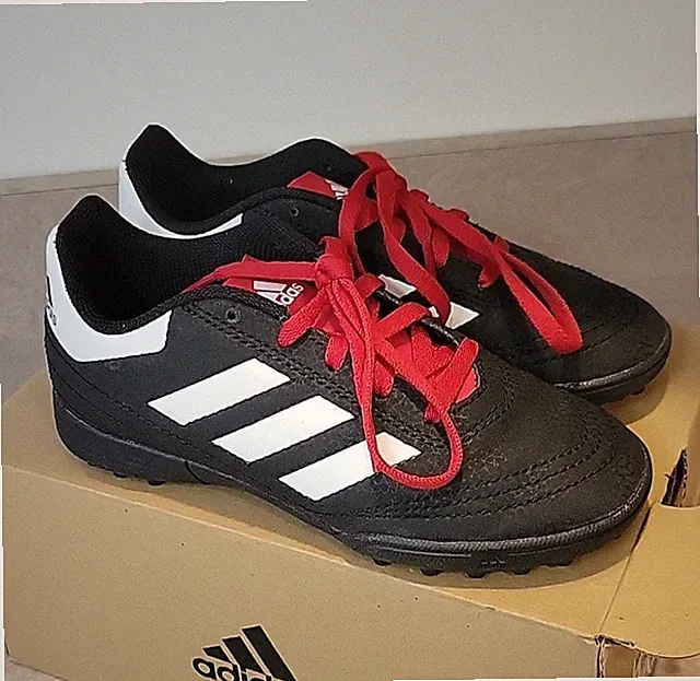 NIB Adidas G26370 Goletto Red Lace Up Soccer Cleats Shoes kids US 11 Sneaker