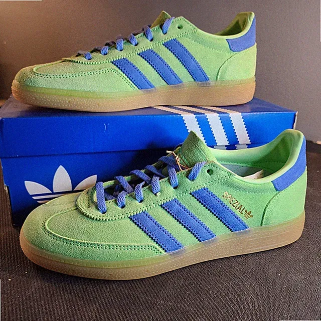 NIB Adidas Handball Spezial Suede Women's Indoor Shoes Lime Green Blue JR3618