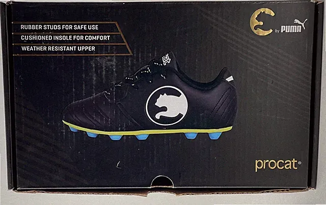 NIB PUMA Procat Speed Force Soccer Cleats Kids Youth Size 11 Black/White New