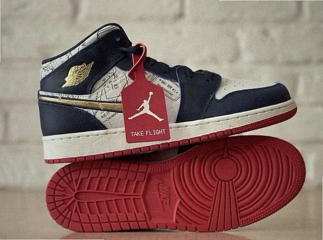 Nike Air Jordan 1 Mid SE Armory Navy Gold Red White FN1353 400 GS 6Y / Women 7.5
