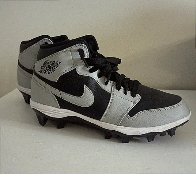 Nike Air Jordan 1 Mid TD Shadow Football Cleats FJ6805-002 Smoke Grey Men 10.5