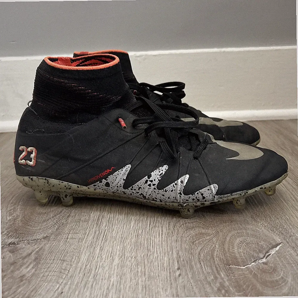 Nike Air Jordan Hypervenom Phantom 2 NJR Soccer Cleats Neymar 2016 Mens 9 Shoes
