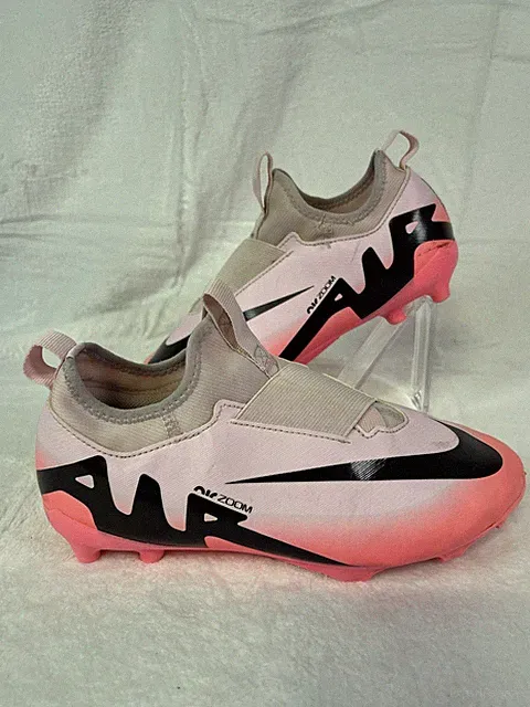 Nike Air Jr Zoom Vapor 15 Academy FG/MG Pink Foam DJ5617-601 Youth. Sz 5.5y
