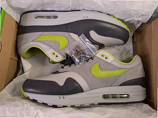 Nike Air Max 1 x HUF SP 'Pear Green' Anthracite Grey Men Size 12 New HF3713-002
