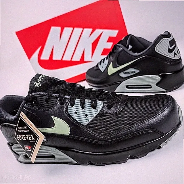 Nike Air Max 90 GTX US 14 Men's Black Green Rare Retro Gore-Tex FD5810 001 NIB