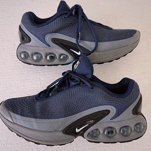 Nike Air Max DN Midnight Navy Cool Grey White DV3337-401 sz 9 Men's