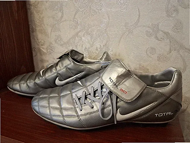 Nike Air Total 90 Strike II Soccer Cleats Boots Sz 12 US Vintage 2003 Year Rare