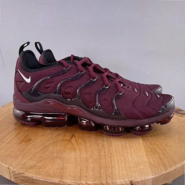 Nike Air VaporMax Plus Men’s Size 13 Shoes Night Maroon Athletic Sneakers NEW