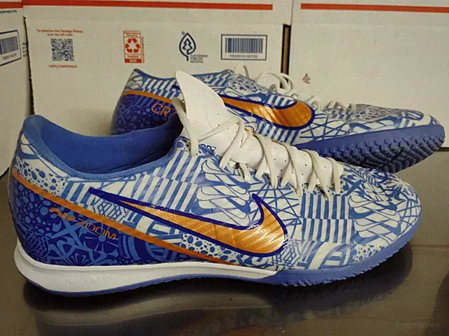 Nike Air Zoom CR7 Indoor Soccer Shoe Mens Size 12 Vapor 15 Academy IC DQ5313-182