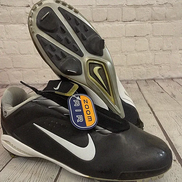 Nike Air Zoom Flash SP Mens Metal Soccer Cleats US Size 9.5 Lace and Zip Closure