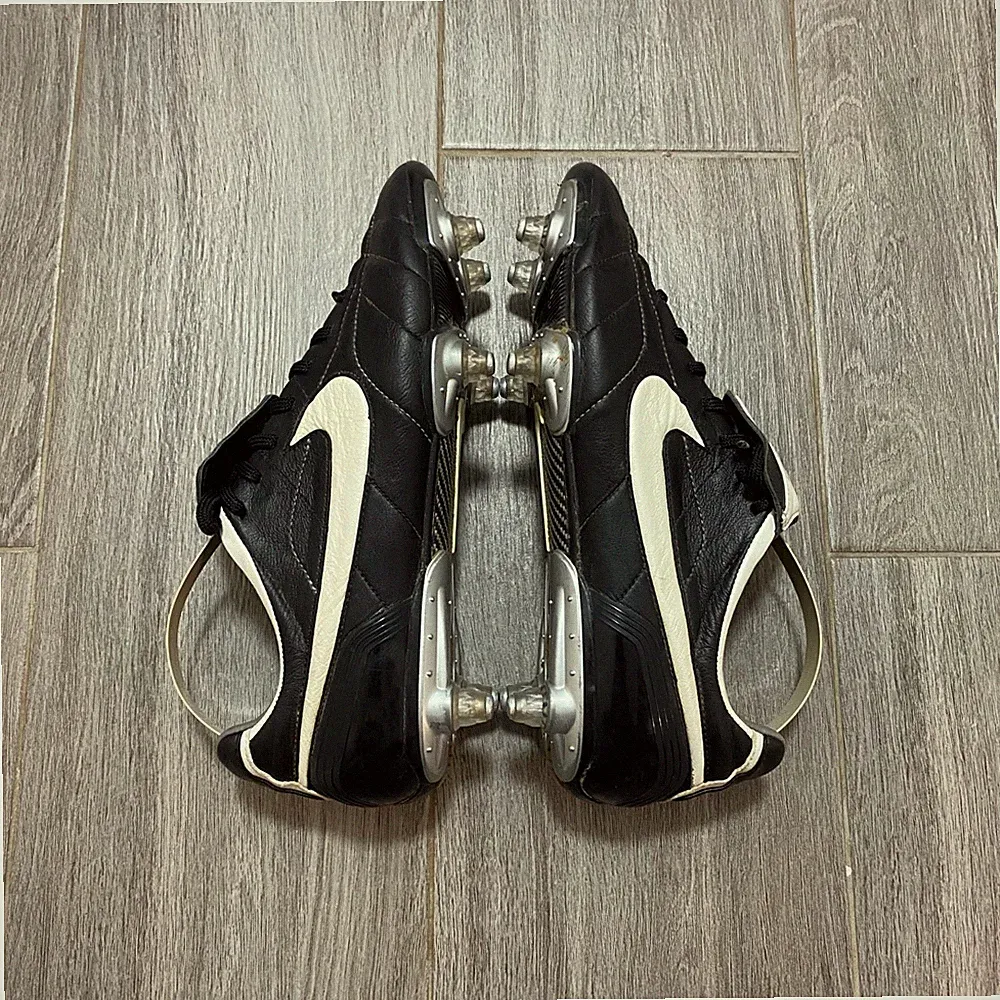 NIKE AIR ZOOM LEGEND II SG LEATHER ELITE SOCCER CLEATS FOOTBALL BOOTS US9 UK8