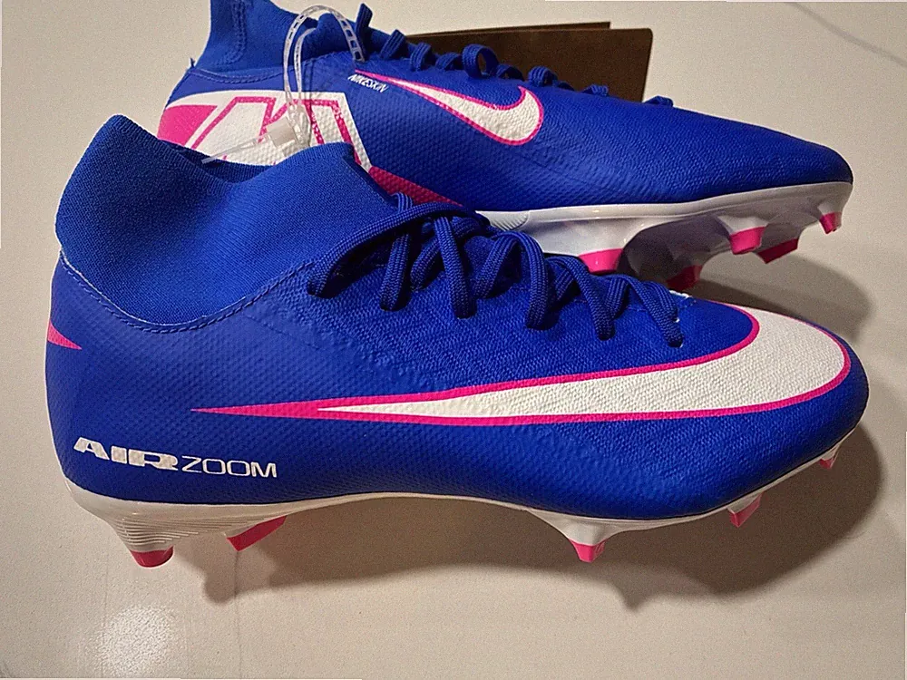 Nike Air Zoom Mercurial Dynamic Fit Soccer / Football Cleats (5) Retails $145