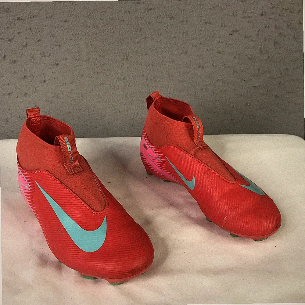 Nike Air Zoom Mercurial Shoes Sneakers Youth Size 2 Red Soccer Cleats FG
