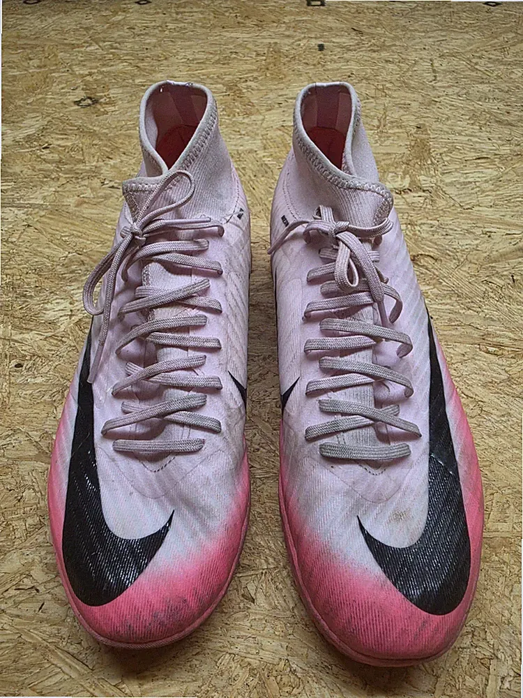 Nike Air Zoom Mercurial Superfly 9 Academy Turf Soccer Cleats Mens 9.5 Pink Used