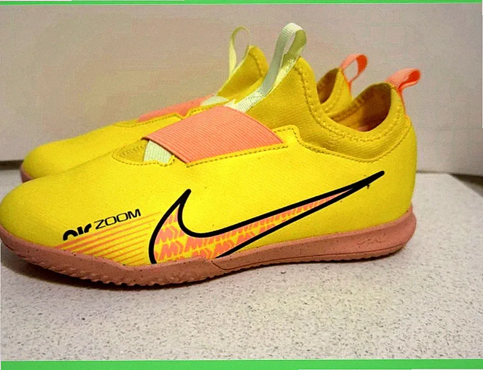 Nike Air Zoom Youth Soccer Shoes Yellow Pink Indoor Cleats for Soccer
