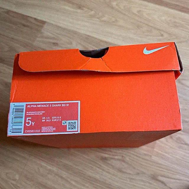 Nike Alpha Menace 3 Shark Kids Football Cleats 5Y Black/Gray Lace-Up Mid