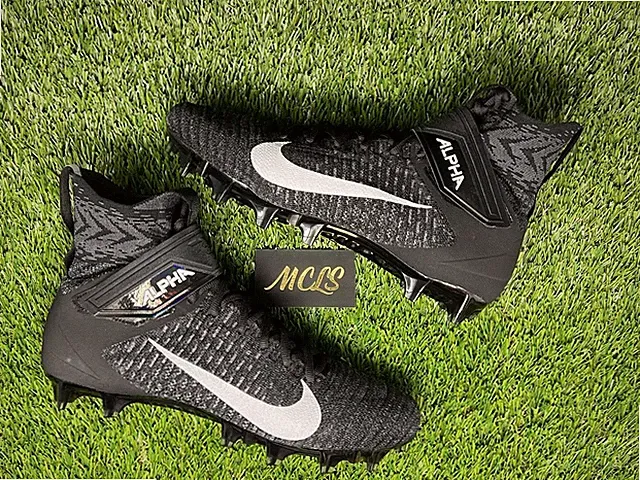 Nike Alpha Menace Elite 2 Men's 11.5 W Football Cleats Black/Black BV3298-001