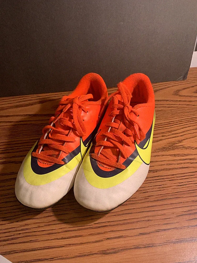Nike Amercurial Soccer Cleats size 3Y 580479-174 Orange & Yellow