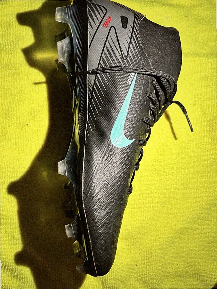 Nike Black Blue Mid Top Plastic Lace Up Soccer Cleats