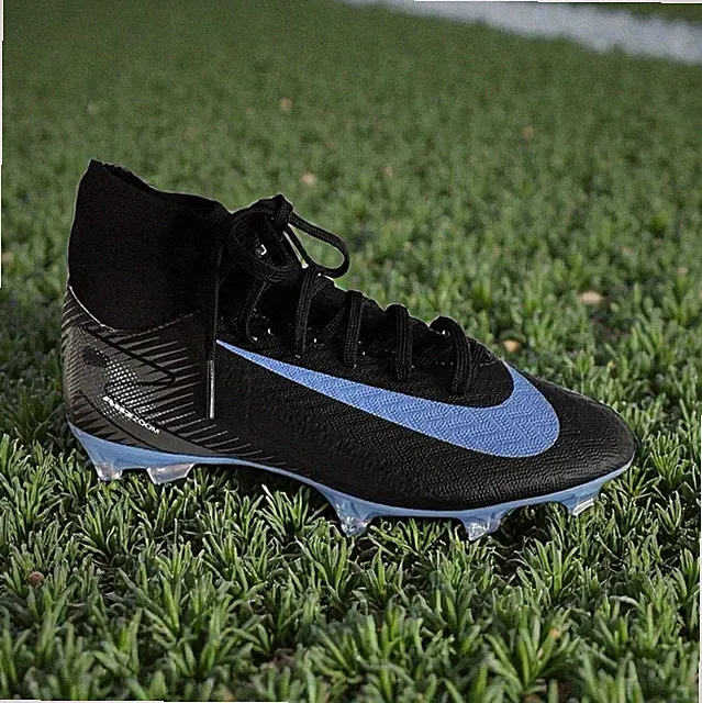 Nike Black Purple Women’s Soccer Cleat