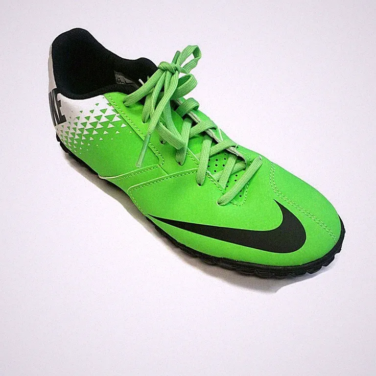 Nike Bomba Mens 5.5 Electric Green Indoor Soccer Cleats Sneakers 826486-301
