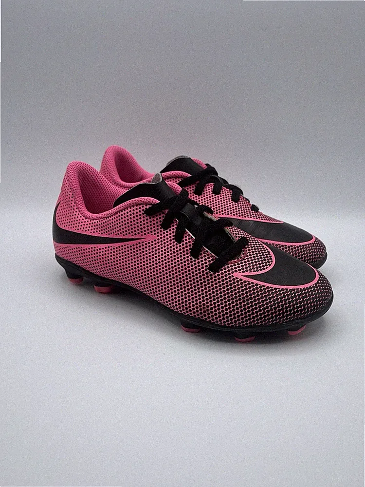 Nike Bravata Pink Soccer Futbol Cleats - Girls Kids Size 1 USED