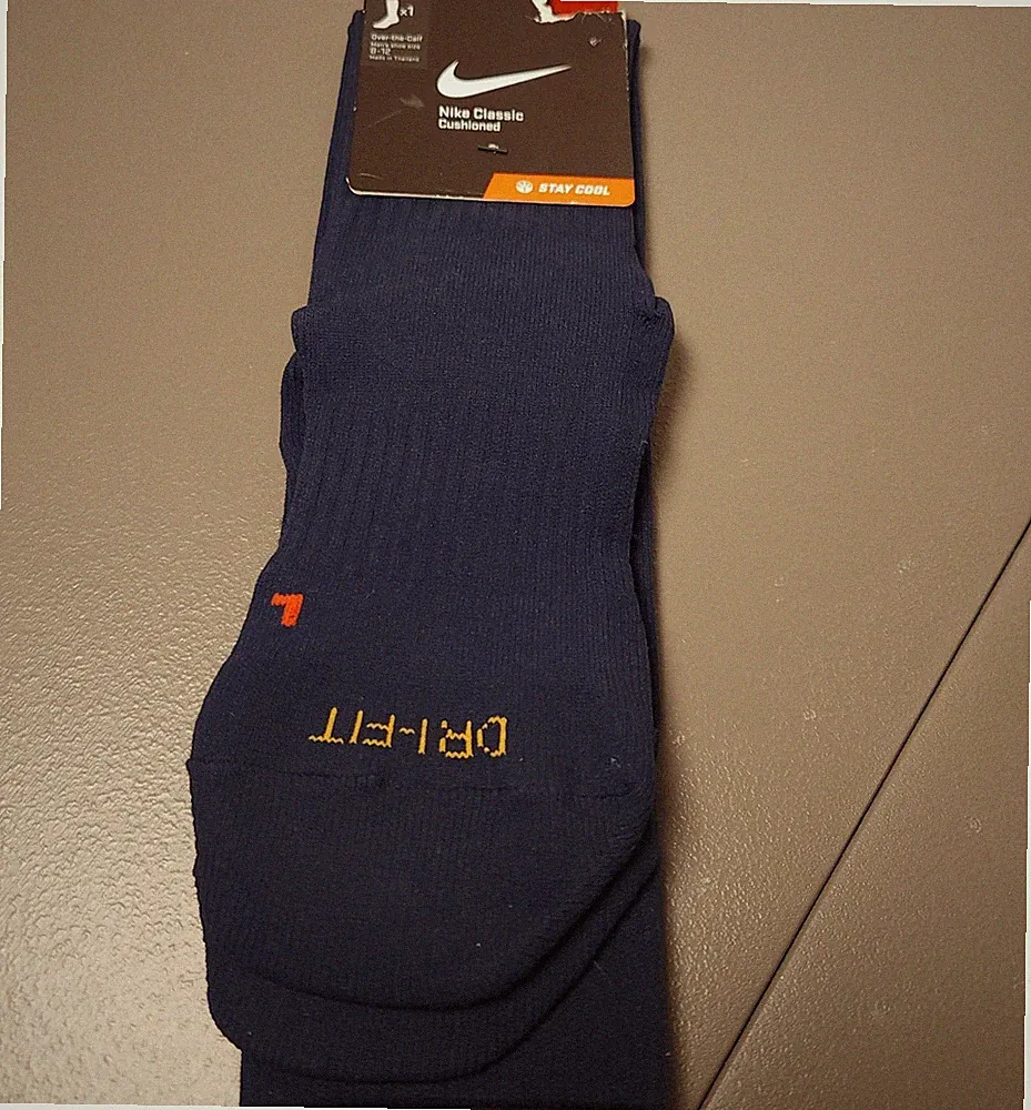 Nike Classic III OTC Soccer Socks Men’s Large 8-12 College Navy Blue 394386-419