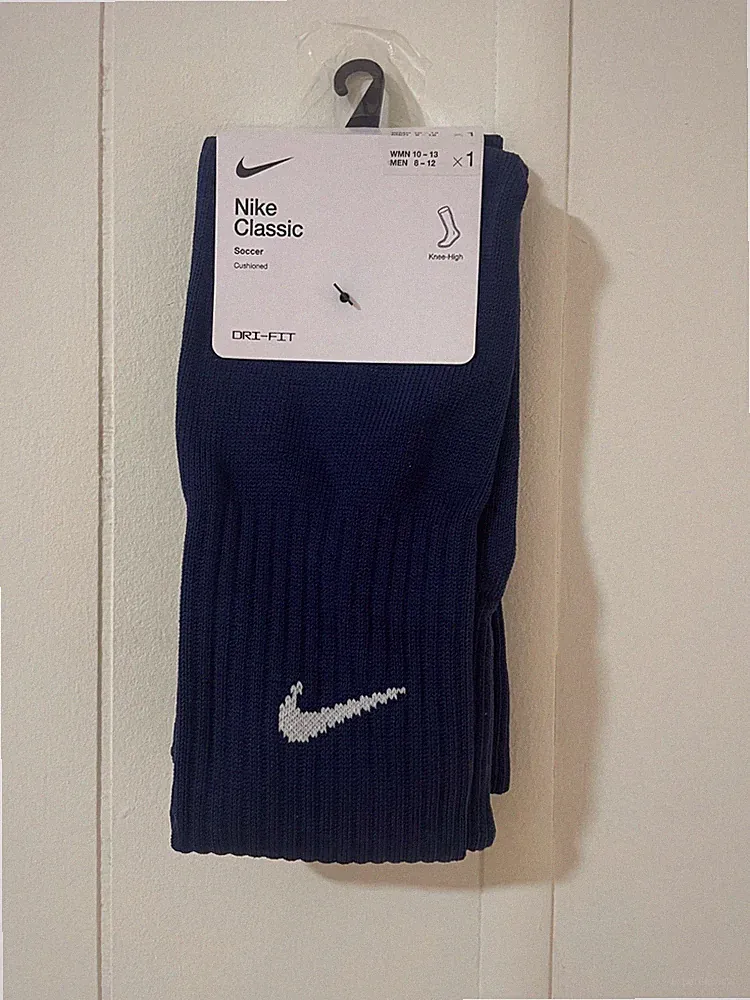 Nike Classic Navy Blue Cushioned Soccer Socks Men 8-12 Size.