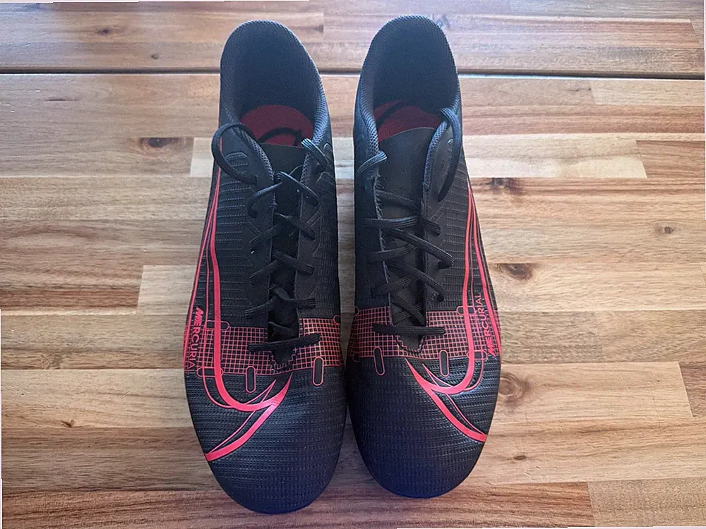 Nike Cleats Mens 13 Vapor 14 Club FG/MG Black Red Soccer CU5692-090
