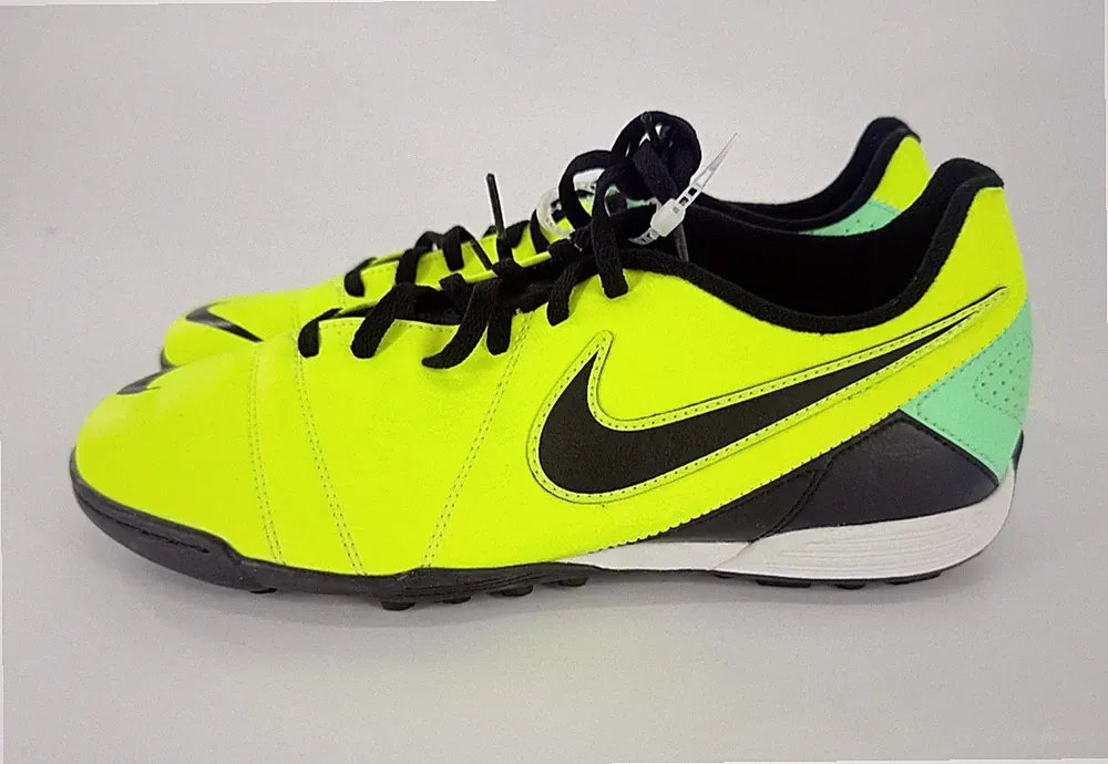 Nike CTR360 Libretto III TF Green Turf Indoor Soccer Shoes Cleats New Mens Sz 9