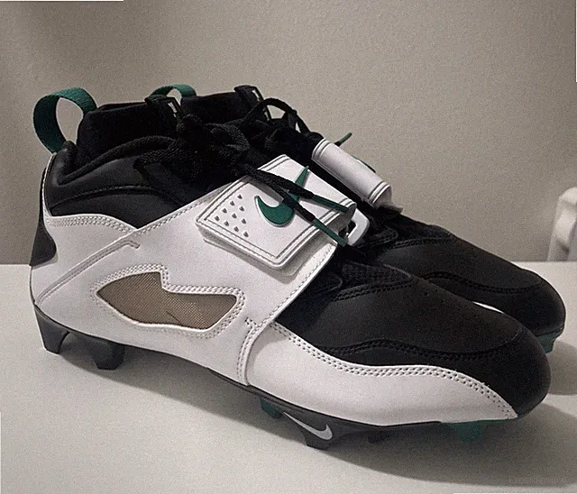 Nike Diamond Turf 93 TD Emerald Football Cleats HF5298-102 size 10