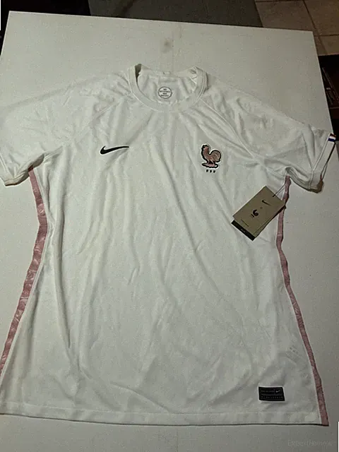 Nike Dri-Fit France 22/23 Away White/Pink Soccer Jersey CV5761-100 - Women’s Xl