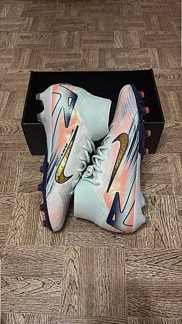 Nike Elite Soccer Cleats