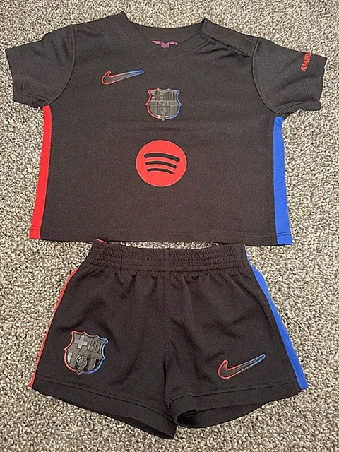 Nike FC Barcelona 2024-2025 away/ida Infant Set,Size 6-9 Months (70-75cm)