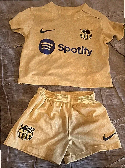 Nike FCB Barcelona Soccer NIKE Infant Baby 9-12 Months Shirt + Shorts Set