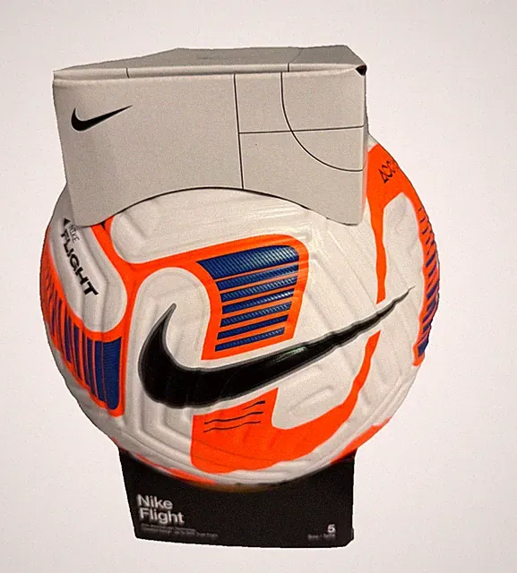 Nike Flight Soccer Ball DN3595-100 Size 5 Official Match Ball FIFA Pro NEW