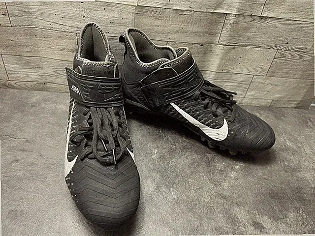 Nike Football Cleats Men 9M Alpha Menace Pro 2 Shoes Black Leather Mid Top Strap