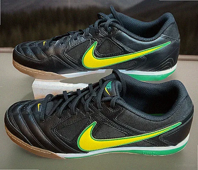 Nike GATO Brasil Men 12.5 Unisex Casual Indoor Soccer Shoes Sneakers IB8509-001
