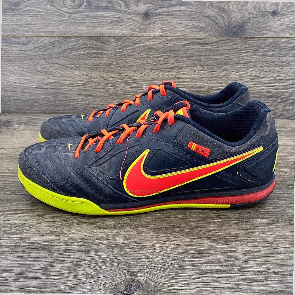 Nike Gato Indoor Soccer Shoes Mens 12.5 Navy Blue Solar Red 415123-443 2012
