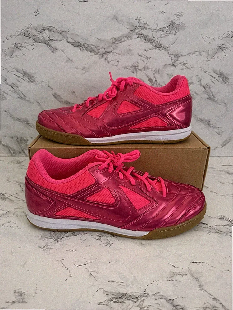 Nike Gato LV8 Hyper Pink Indoor Soccer Shoes Cleats IB3566-601 Men’s Size 9.5