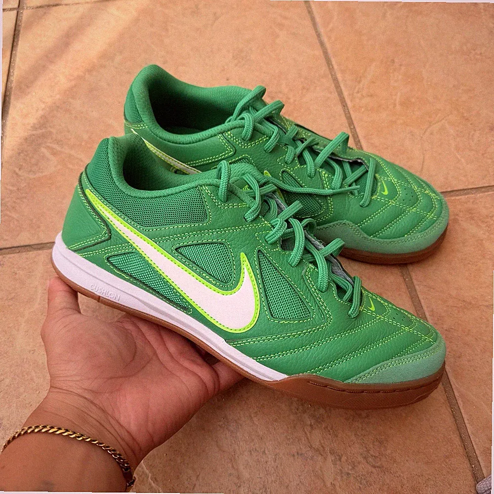 nike soccer shoes casual