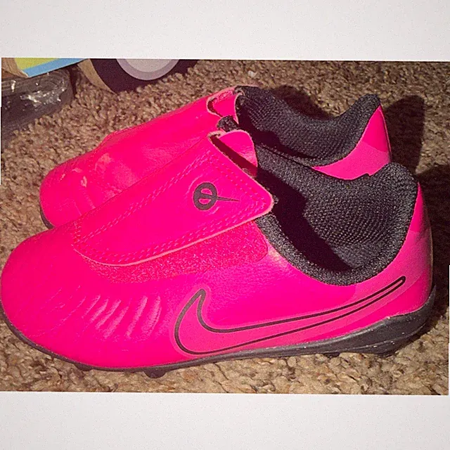Nike Girls Tempo Legend 10 Club FG Soccer Cleats Size 8