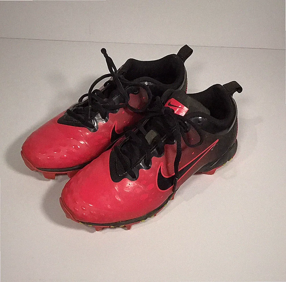 Nike Girls Youth Size 6y Hot Pink Black Lace Up Soccer Cleats